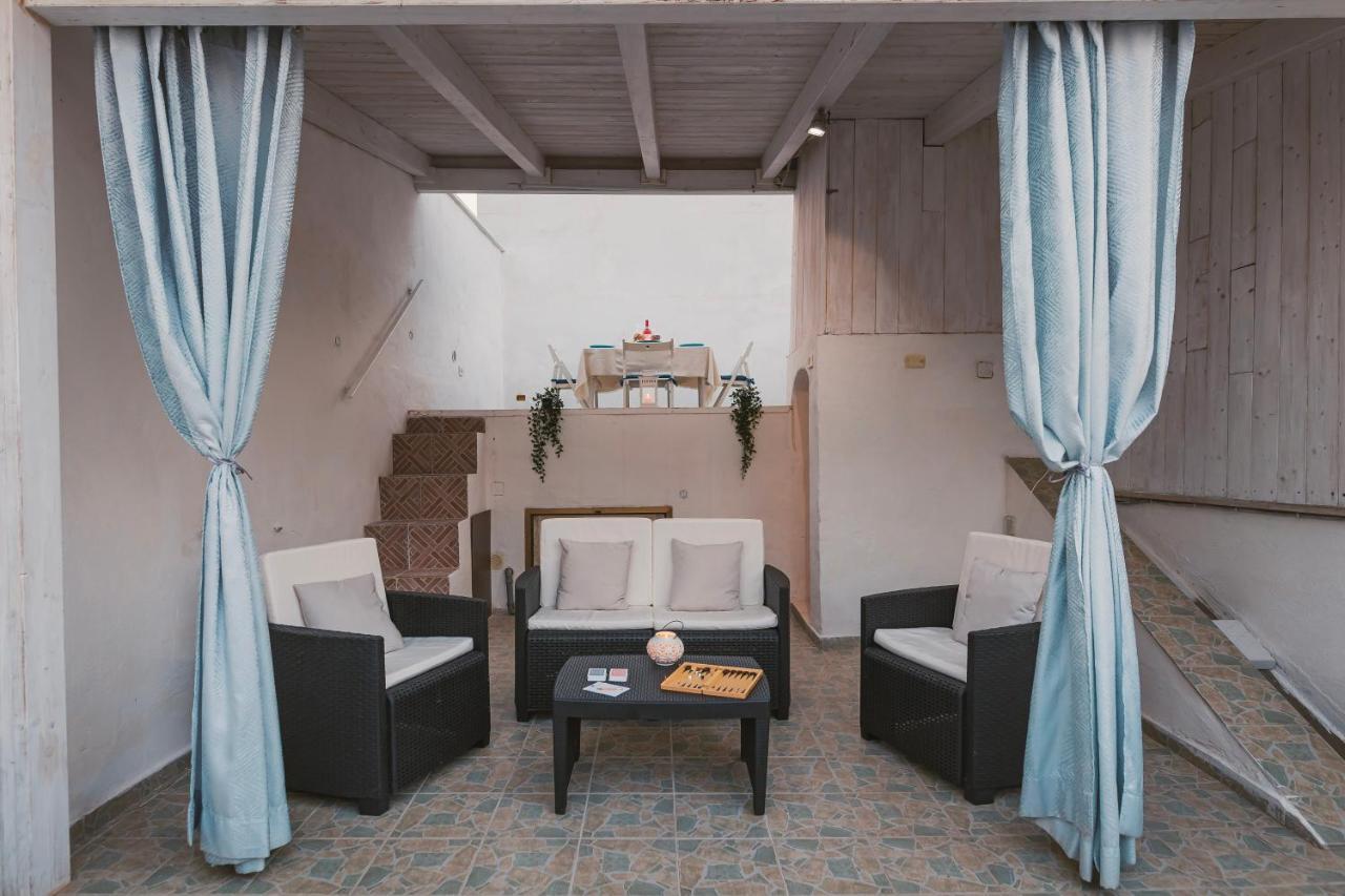 Вілла La Terrazza - Поліньяно-а-Маре Екстер'єр фото